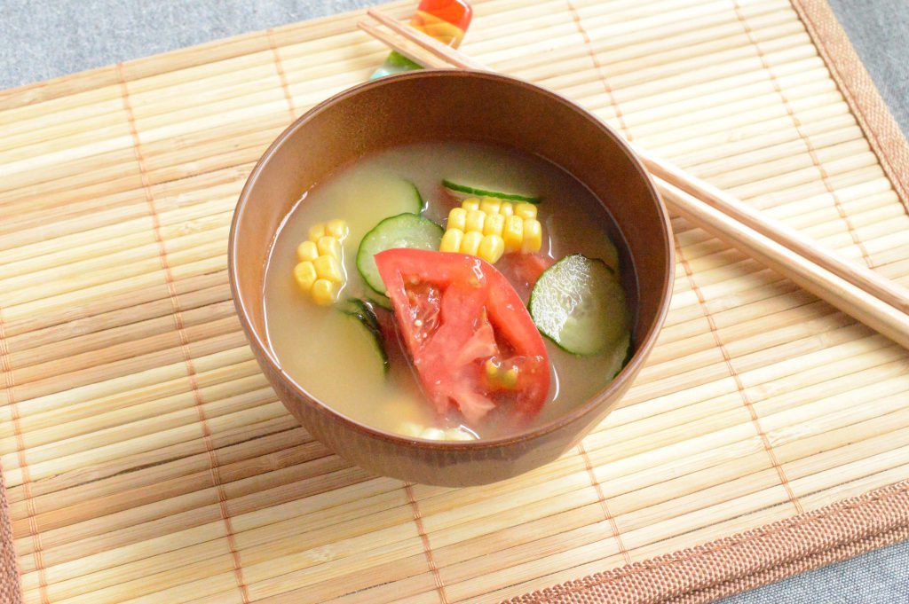 トマトの冷やし味噌汁
