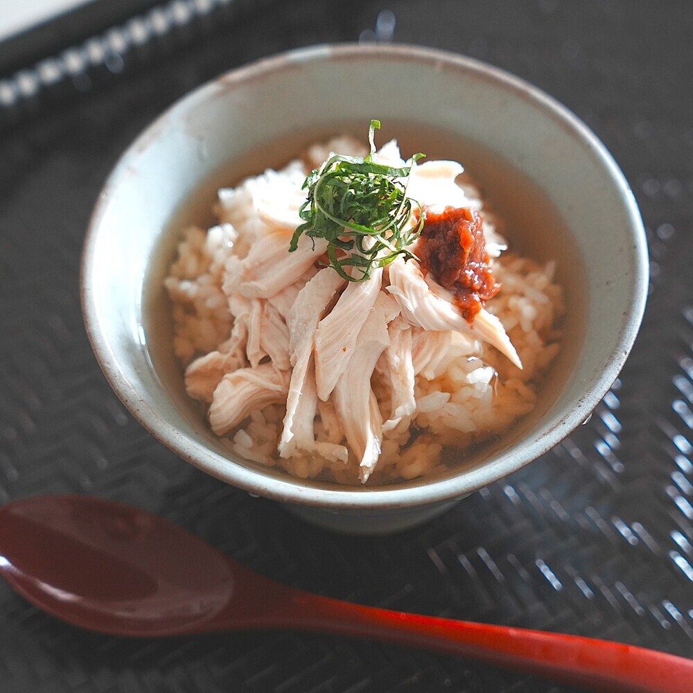 低温調理でしっとり！冷製鶏茶漬け