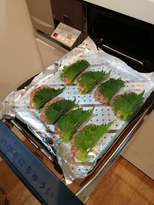 調理モード［焼く・中］で10分焼く。