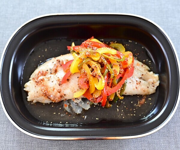 シェフポットでふっくら！パンガシウスと夏野菜の無水蒸し