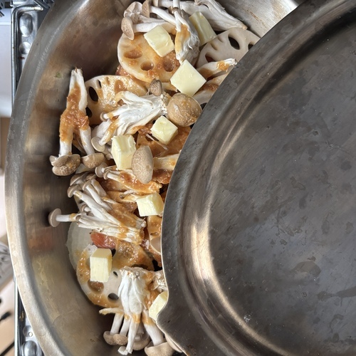 蓋をして火力《上火：強／下火：強》で15分加熱する。
