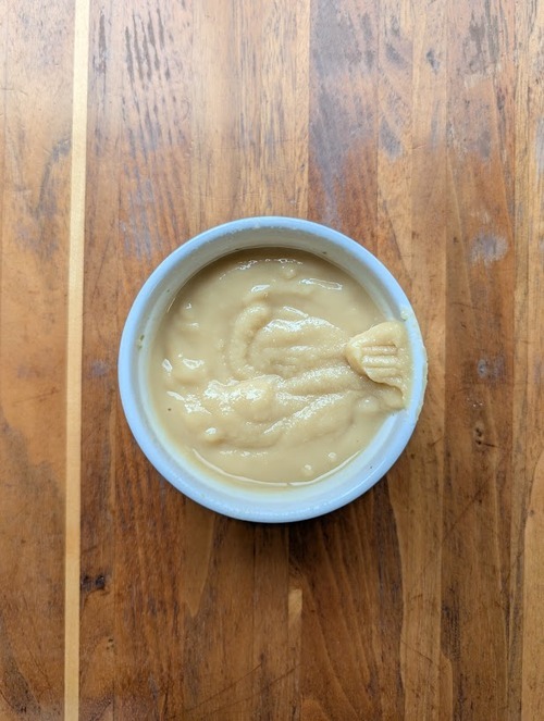 漬け込む西京みそ床を合わせる。