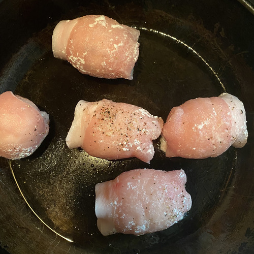 フライパンに油をひき、②の閉じ目を下にして並べる。