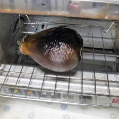 オーブントースターに入れ、10分ほど焼く。