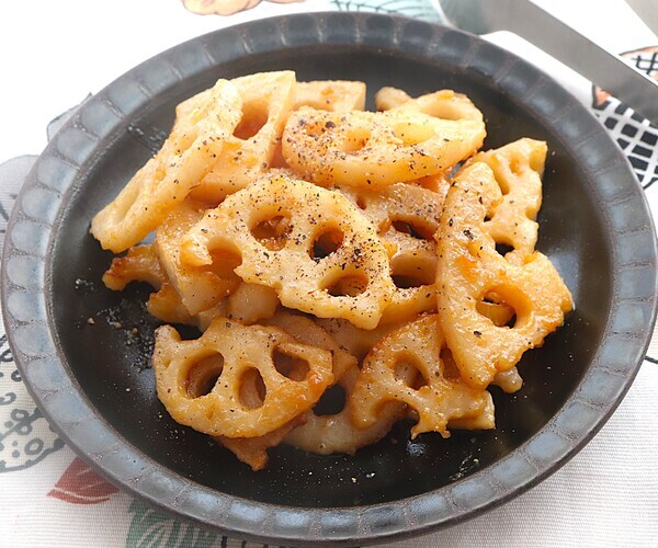 黒こしょうがポイント れんこんの味噌バター焼き