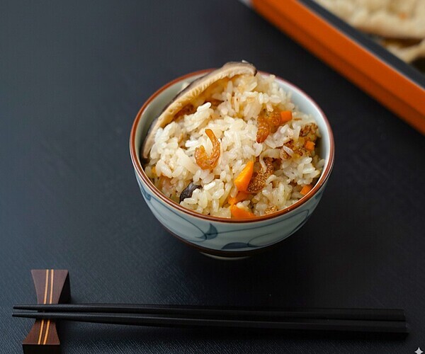 薄口しょうゆだけで決まる！乾物3種の旨み爆発おこわ