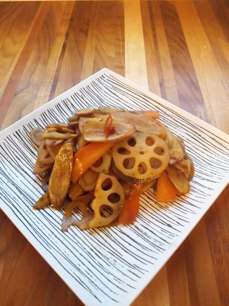 蓮根とごぼうきんぴら