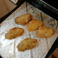 調理モード［ノンフライ］火加減・中で10分加熱、焼き色が薄かったらさらに火加減・強で3分加熱する。