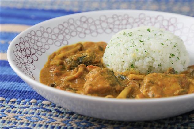 簡単サバ缶カレー