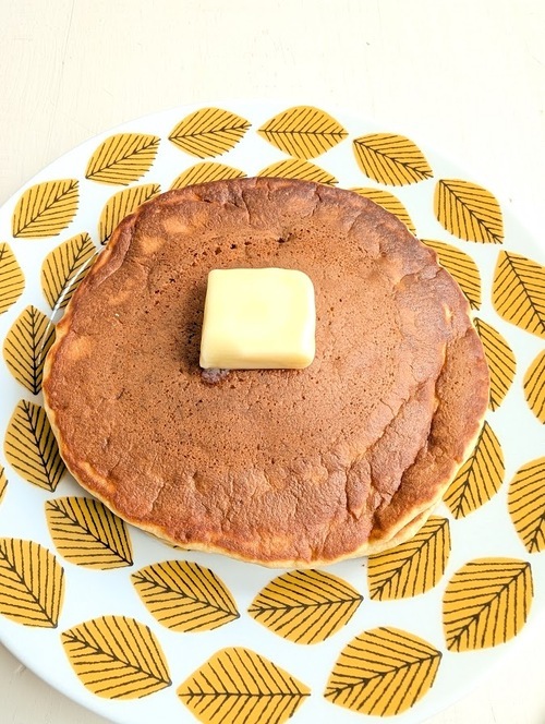盛り付けてバターを乗せて完成。