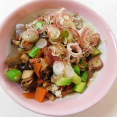 盛り付けして出来上がり。