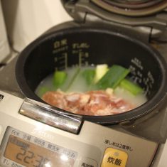 タレの材料をすべて混ぜます。