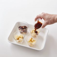 コーヒーゼリーを崩したら、①にかける。