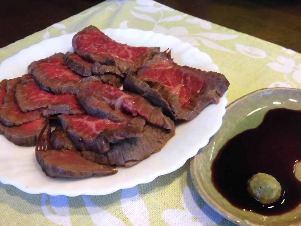 夢咲牛のステーキ