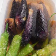④を冷蔵庫などで、ひやす。
