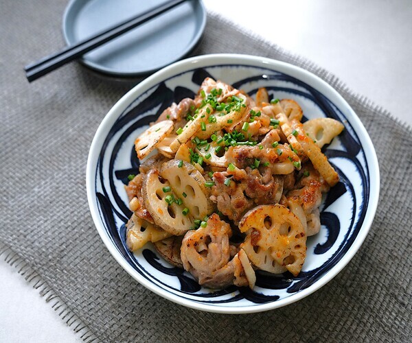こく旨！れんこんと豚肉の味噌バタ―炒め